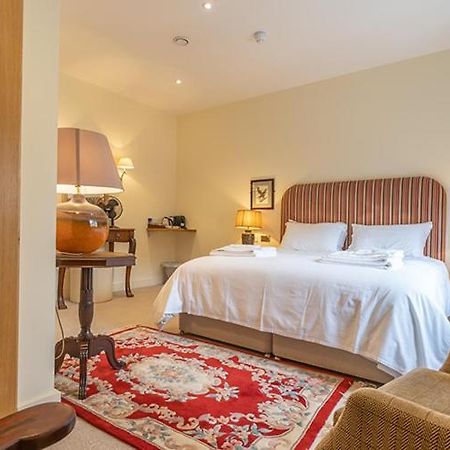 The Fleece Inn Shireshead Екстериор снимка