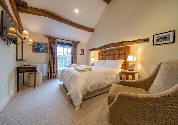 The Fleece Inn Shireshead Екстериор снимка