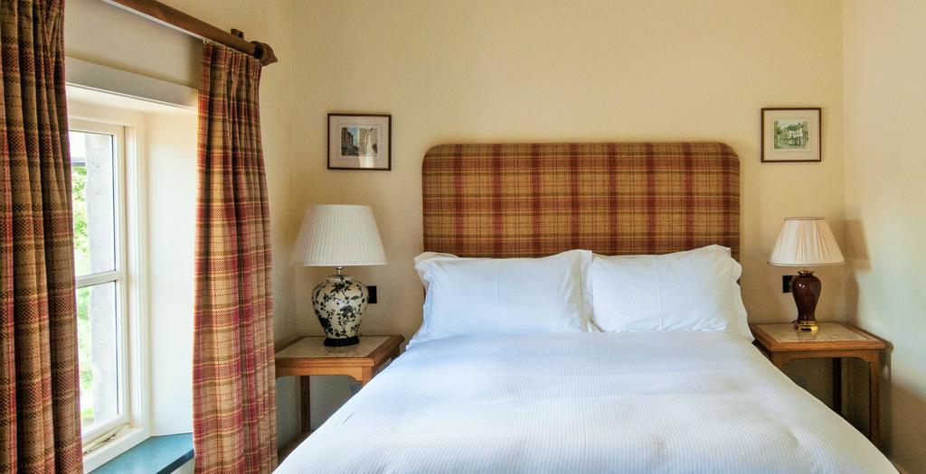 The Fleece Inn Shireshead Екстериор снимка