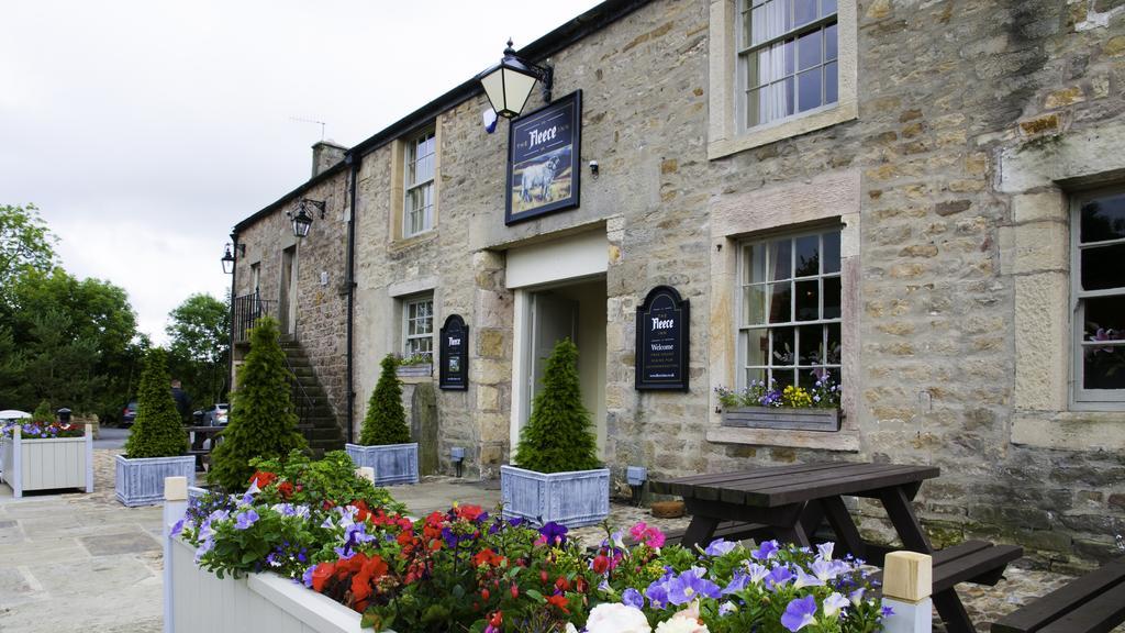 The Fleece Inn Shireshead Екстериор снимка